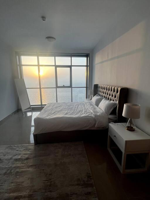 Luxury Full Sea View Flat Apartment Ajman Exterior photo